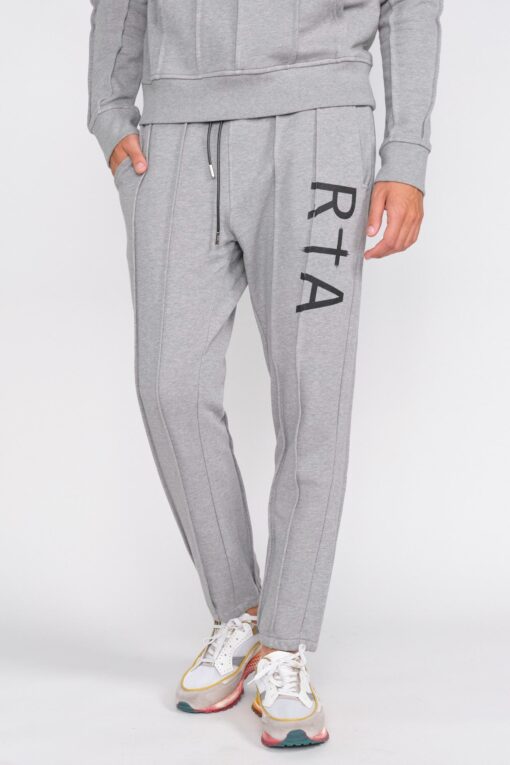 rta-pintuck-sweatpants-label-print